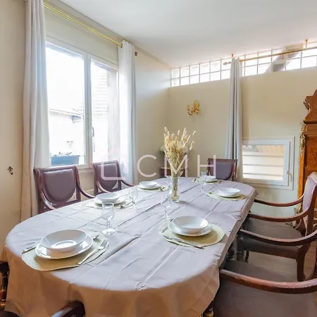 Mon Petit Versailles Ferienhaus Le Thillay